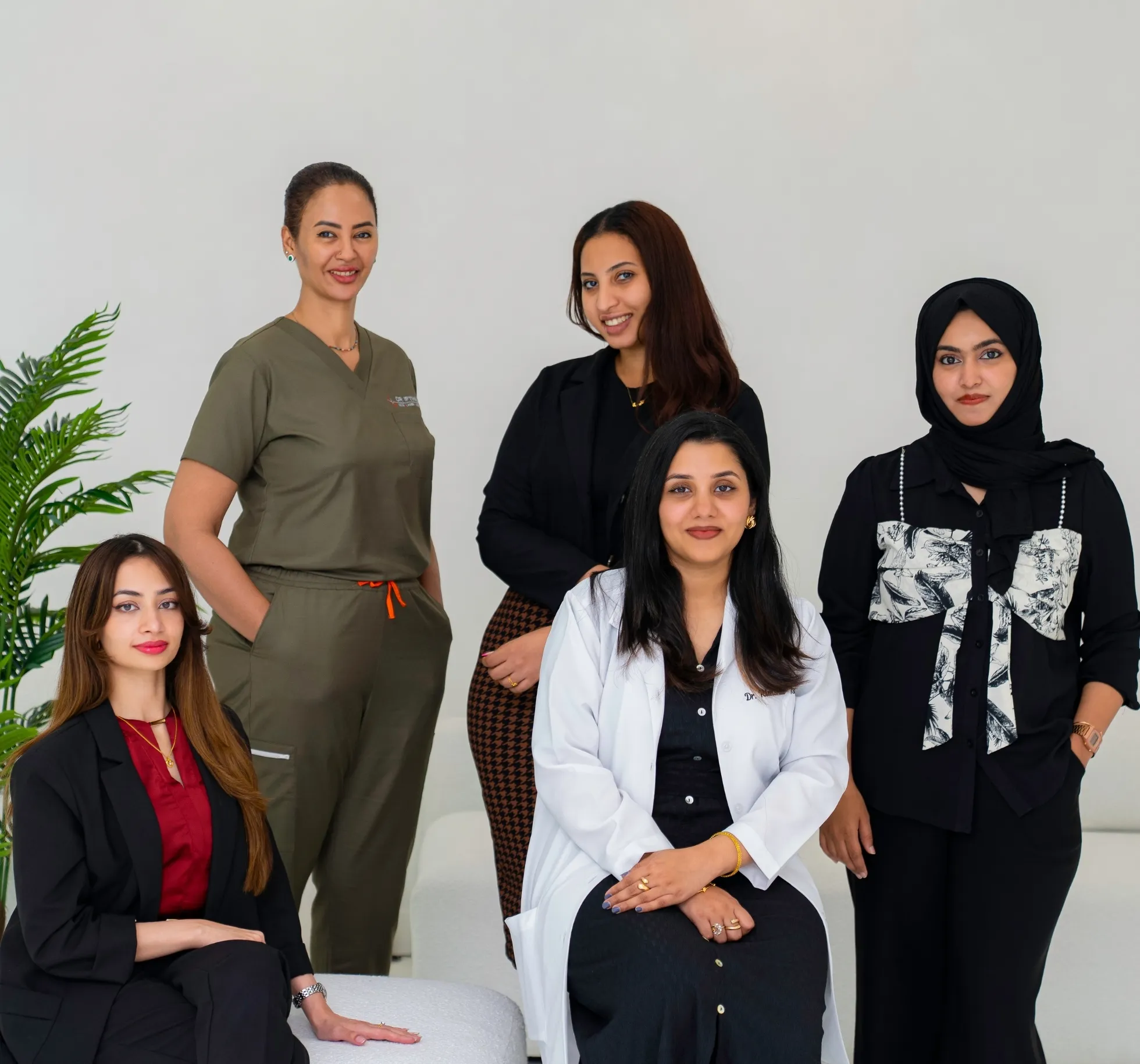 Doctors of Dr. Ifthikar Medical Center together in the Jumeirah clinic